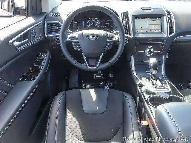 2017 Ford Edge AWD Sport 4dr Crossover